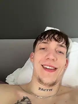 Snapshot of Rabizoon chatting on 02-22-26, 08:57 Rabizoon online show from 02-22-26, 08:57