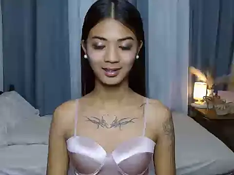 Snapshot of SamaraMillers chatting on 11-25-25, 12:16 SamaraMillers online show from 11-25-25, 12:16