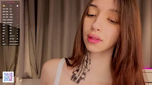 CoraleeSpadlin online show from 11-29-25, 04:10