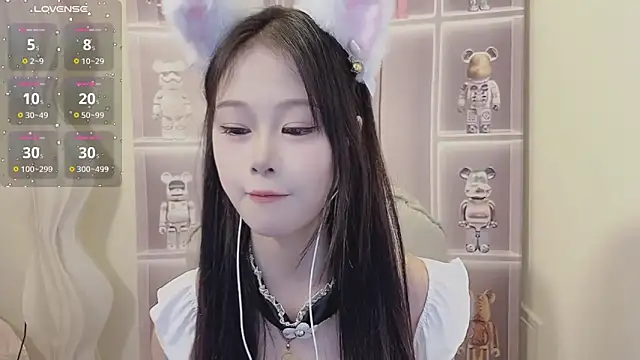 Snapshot of -Annababy chatting on 11-30-25, 03:49 -Annababy online show from 11-30-25, 03:49