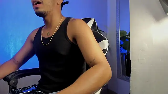 Brand Collins online show from 12-14-25, 07:58