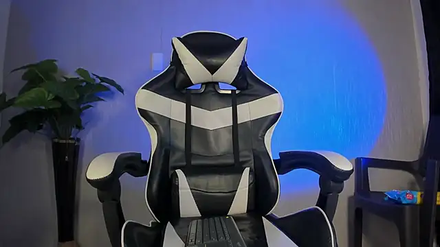 Brand Collins online show from 12-17-25, 08:26