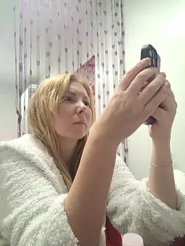 JenyJansy online show from 01-08-26, 09:50