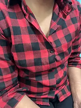 Juliekhan 98 online show from 11-29-25, 08:39