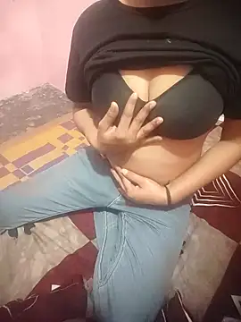 Juliekhan 98 online show from 12-03-25, 04:31