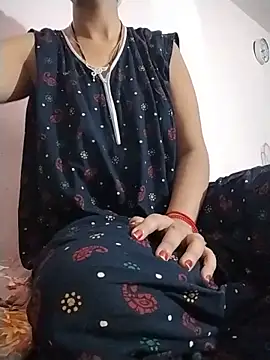 RASHMI SHARMA9 online show from 05-17-26, 02:57