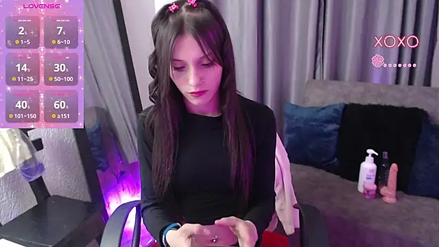 TiinaJonus  online show from 04-11-26, 04:17