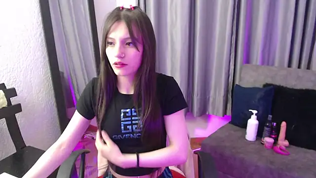 TiinaJonus  online show from 04-22-26, 04:04