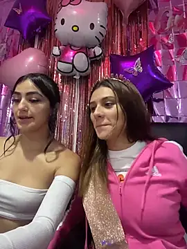 Snapshot of allisonn_parker26 chatting on 12-03-25, 05:37 allisonn parker26 online show from 12-03-25, 05:37