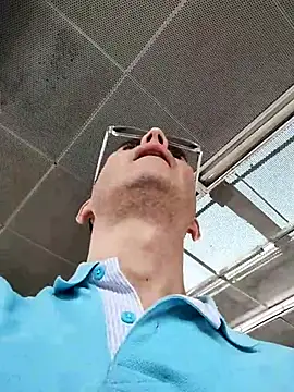 Fuegosutil online show from 11-29-25, 03:48