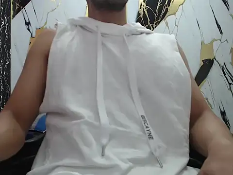 simonm667 online show from 05-16-26, 08:29