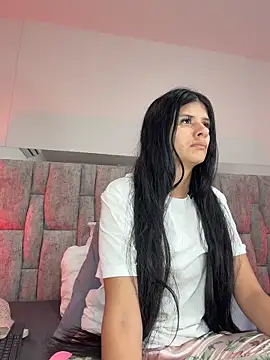 ZafiraNavarro online show from 04-19-26, 05:56