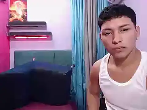 Snapshot of twinks_fuck chatting on 06-13-26, 11:46 twinks fuck online show from 06-13-26, 11:46