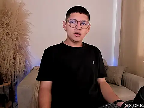 Juan belmont online show from 04-07-26, 02:06