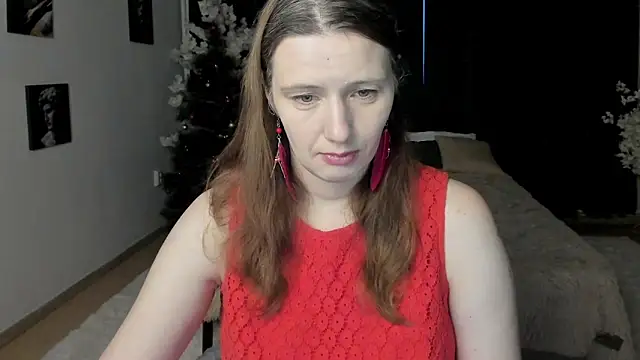 KathrineMeyer online show from 12-20-25, 02:40