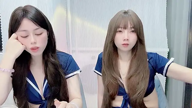 Snapshot of Fortune-PZ chatting on 11-27-25, 11:23 Fortune-PZ online show from 11-27-25, 11:23