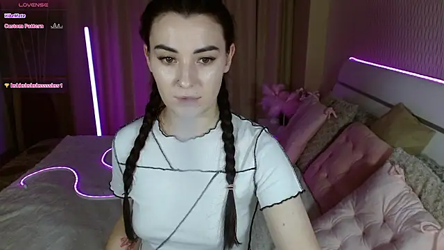 AdeleCutie online show from 12-02-25, 12:16