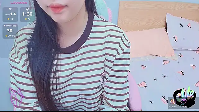 Snapshot of Jii-Soo chatting on 11-29-25, 01:08 Jii-Soo online show from 11-29-25, 01:08