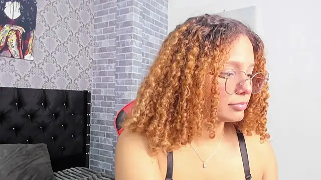 Crystal bunn online show from 11-29-25, 06:00