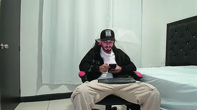 MatthewCullen online show from 04-22-26, 02:25