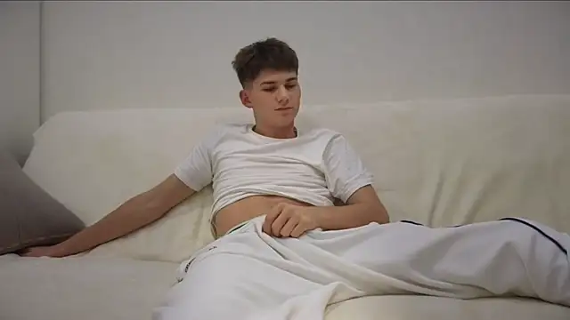 reeves bae online show from 11-27-25, 01:29