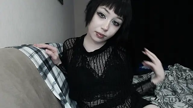 Lucyy666 online show from 12-18-25, 01:17