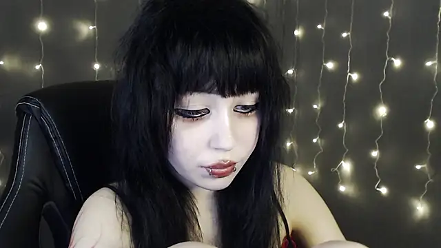 Lucyy666 online show from 02-25-26, 10:52