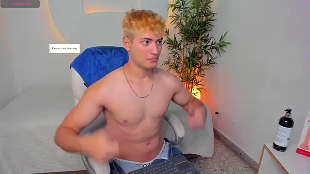 Snapshot of KaelSwitch chatting on 01-07-26, 08:11 KaelSwitch online show from 01-07-26, 08:11