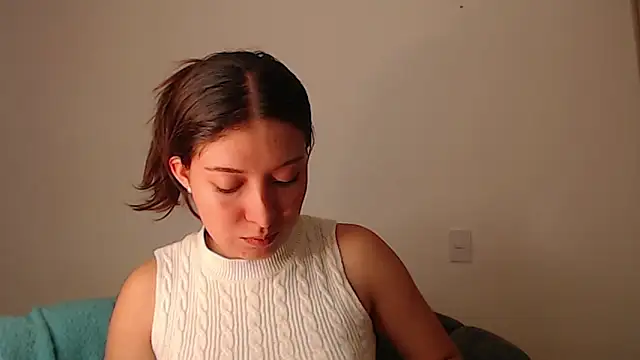 Snapshot of -Ivonny- chatting on 11-28-25, 10:12 -Ivonny- online show from 11-28-25, 10:12