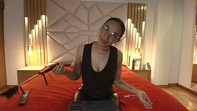 coraline vera online show from 02-09-26, 07:40