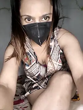 HONEY BEBS online show from 02-26-26, 04:50