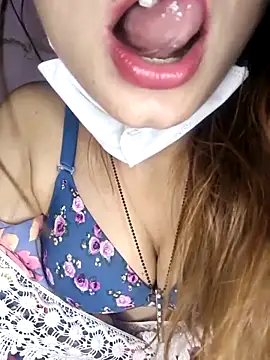 HONEY BEBS online show from 03-06-26, 04:36