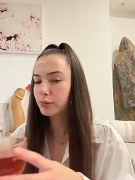 Sugarbellax online show from 12-04-25, 05:43