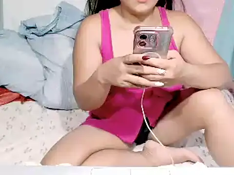 FlorMoreno Palangga online show from 06-17-26, 11:34