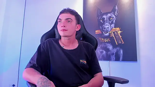 m0ntana777 online show from 11-28-25, 02:42