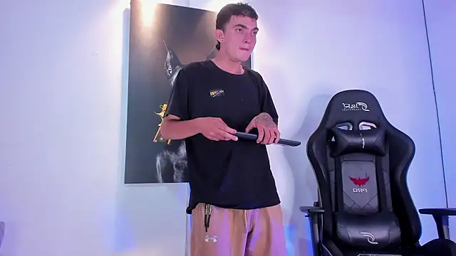 m0ntana777 online show from 11-29-25, 09:29