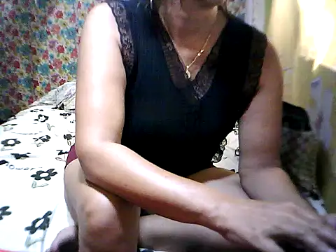 QueenGanda Palangga online show from 06-23-26, 05:16
