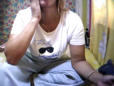 QueenGanda Palangga online show from 06-28-26, 04:07