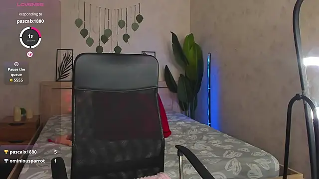 Alicia Hars online show from 06-24-26, 12:09