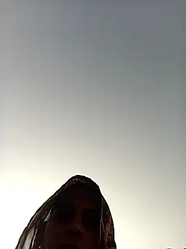 Snapshot of Shivani555 chatting on 11-30-25, 07:45 Shivani555 online show from 11-30-25, 07:45