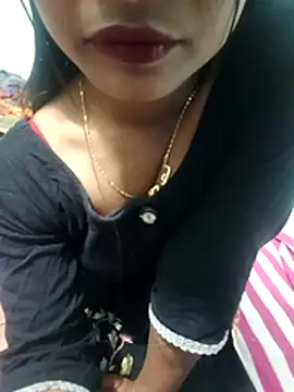 Zoyaa-Zubair online show from 02-11-26, 06:13