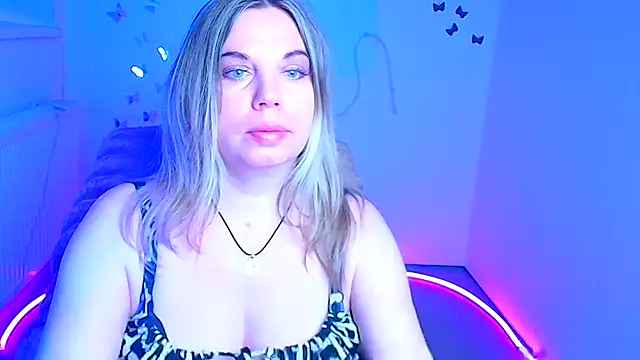 Amanda Swannn online show from 04-08-26, 05:51