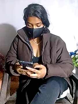 pooja199 online show from 12-14-25, 06:01