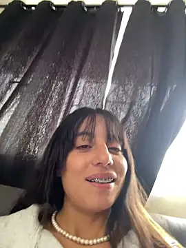 Mia fiire online show from 02-23-26, 07:11