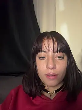 Mia fiire online show from 07-13-26, 05:10