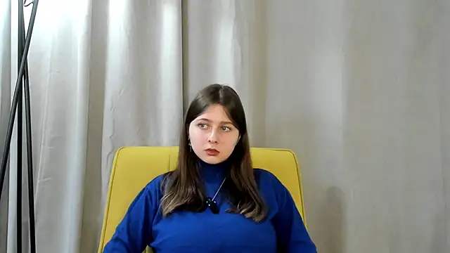 SophiaHalligan online show from 11-30-25, 09:13