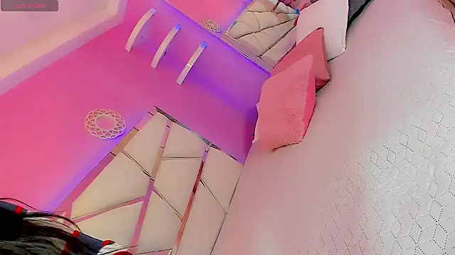 ShantyMiilan online show from 02-22-26, 04:24