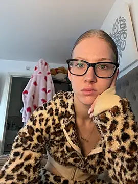 RosieLovexoxx online show from 11-30-25, 02:54