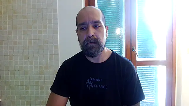 Snapshot of AMIRDIB2025 chatting on 04-28-26, 02:44 AMIRDIB2025 online show from 04-28-26, 02:44