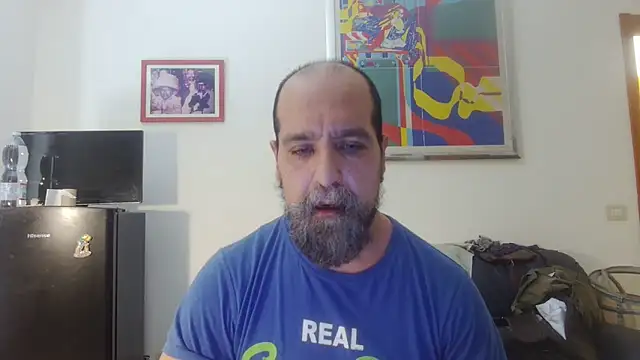 Snapshot of AMIRDIB2025 chatting on 06-05-26, 06:52 AMIRDIB2025 online show from 06-05-26, 06:52